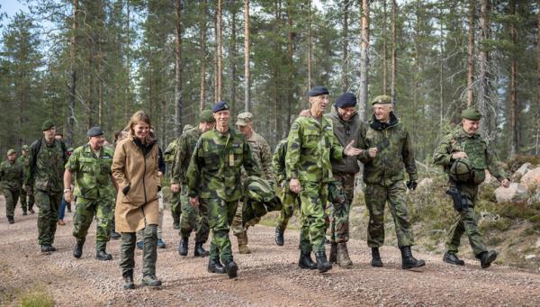 Chair of NATO Military Committee visits Sweden