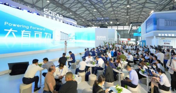 上海，2023年5月26日/美通社/——全球领先的光伏和ESS解决方案供应商SOFAR在SNEC 2023上发布了多项具有竞争力的全球太阳能和储能创新，推动加速向碳中和的清洁过渡。 迄今为止,展位 SOFAR为公用事业规模的储能工厂进行了优化，展示了他们最新的旗舰产品PowerMaster，这是一个行业领先的集成解决方案，体现了尖端技术。PowerMaster是一种安全、可靠和可持续的解决方案，可